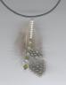 Thumbnail image for Collier en plumes et perles de Swarovsky